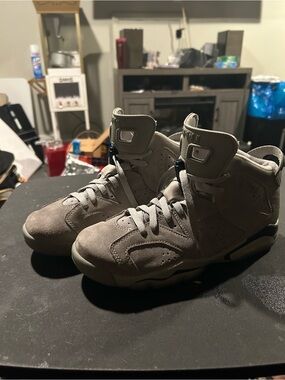 Nike Air Jordan 6 Retro Tech Chrome Smoke Grey Woman Size 8.5 Authentic Sneaker